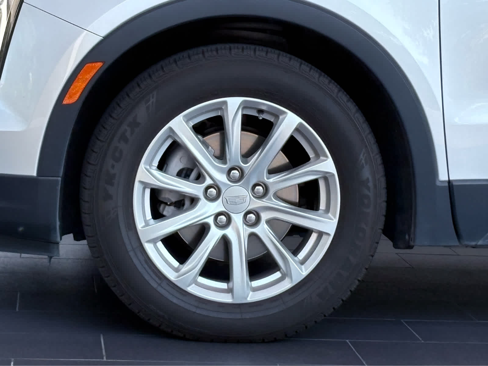 2020 Cadillac XT4 Luxury photo 9