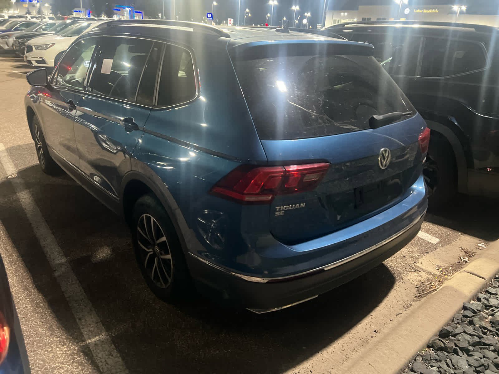 2020 Volkswagen Tiguan SE photo 4