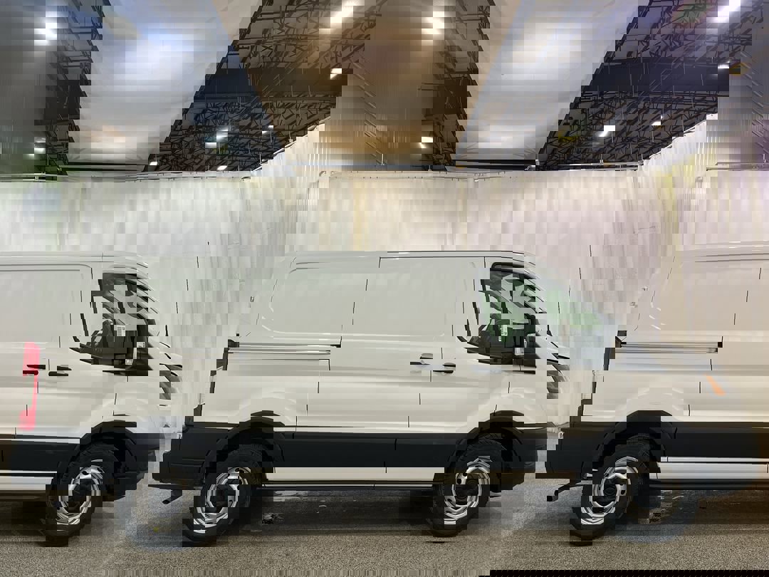 2025 Ford Transit Cargo Van photo 3