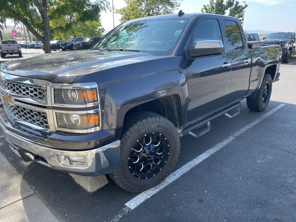 2014 Chevrolet Silverado 1500 LTZ photo 2