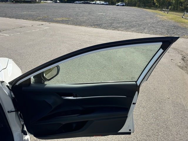 2024 Toyota Camry SE photo 12