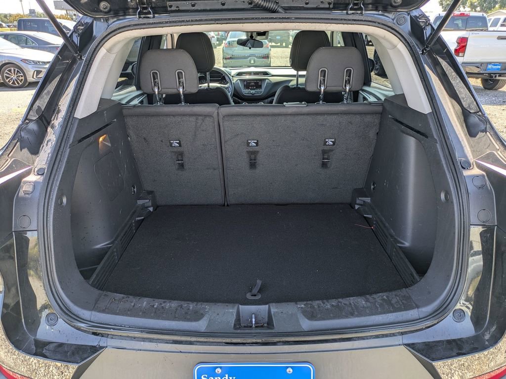 2023 Chevrolet Trailblazer LT photo 23