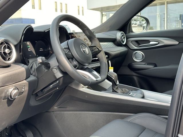 2024 Alfa Romeo Tonale Ti photo 9
