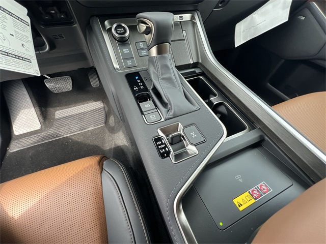 2024 Lexus GX Luxury - Photo 21