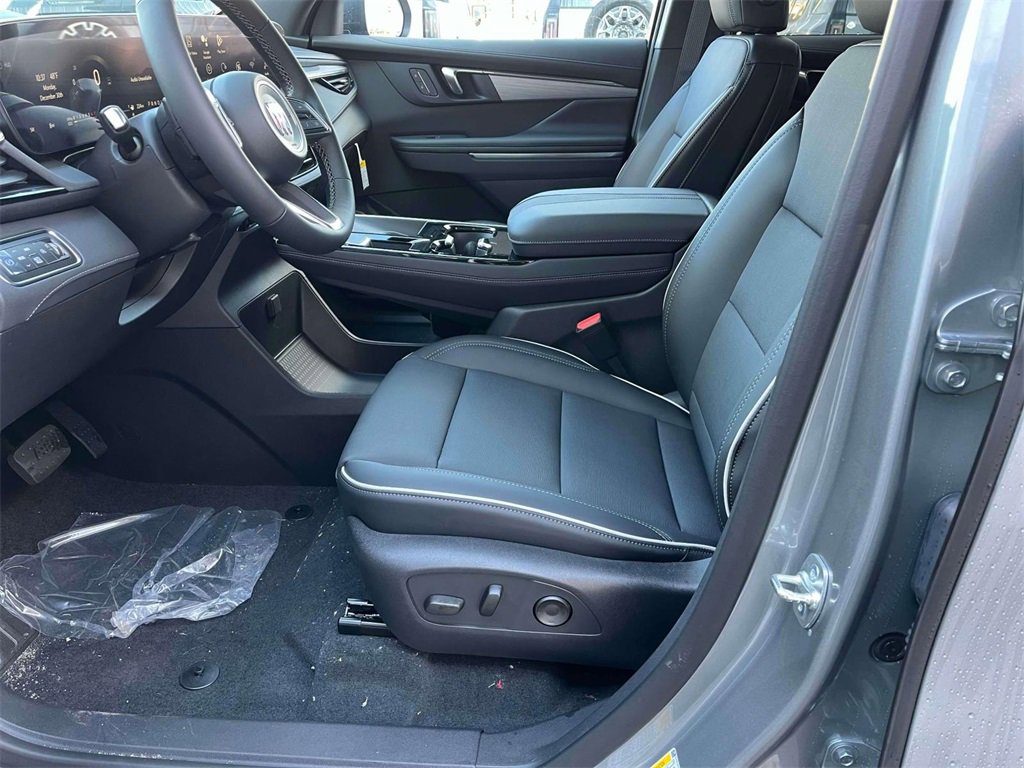 2025 Buick Enclave Preferred photo 23