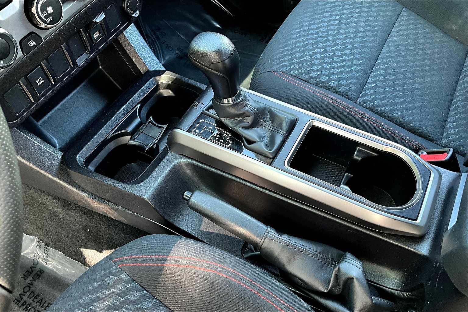 2023 Toyota Tacoma SR5 4x4 Access Cab photo 13