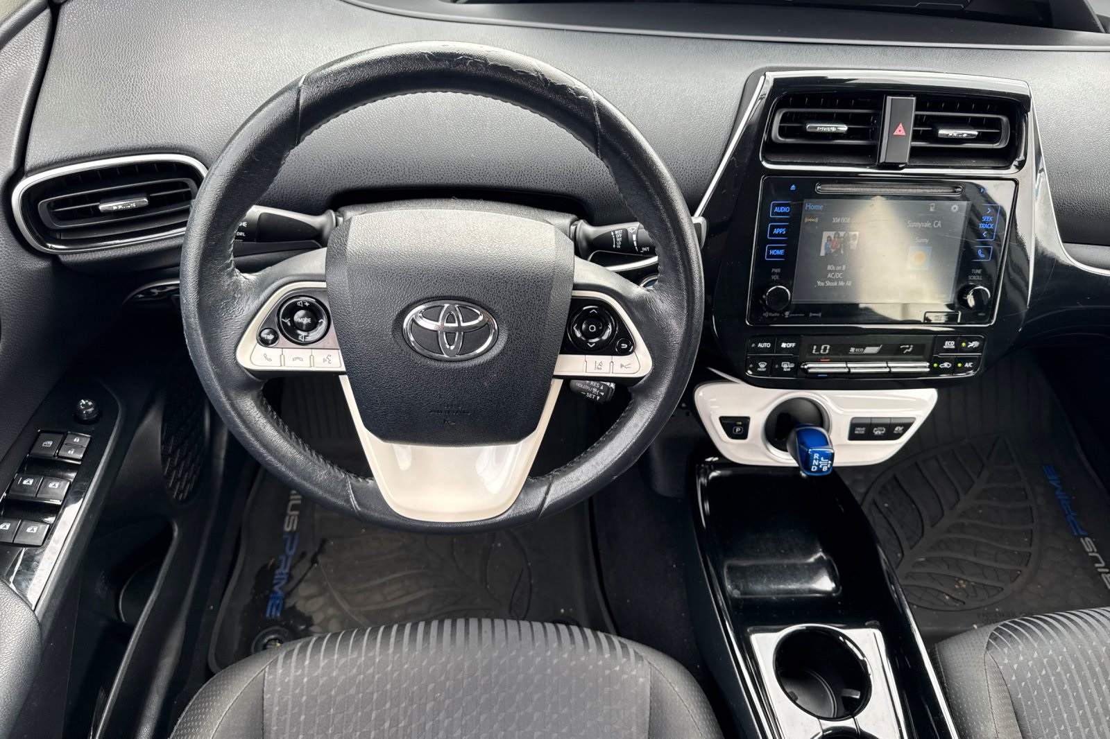 2017 Toyota Prius Prime Plus photo 16