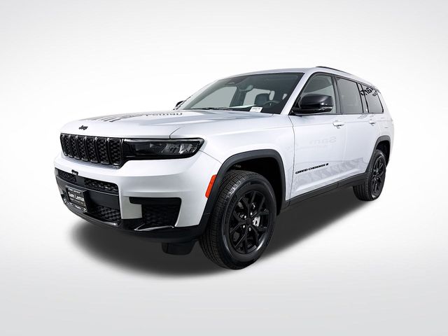 2024 Jeep Grand Cherokee Altitude photo 3