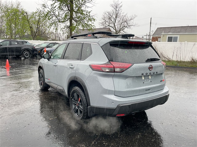 2025 Nissan Rogue SV photo 11