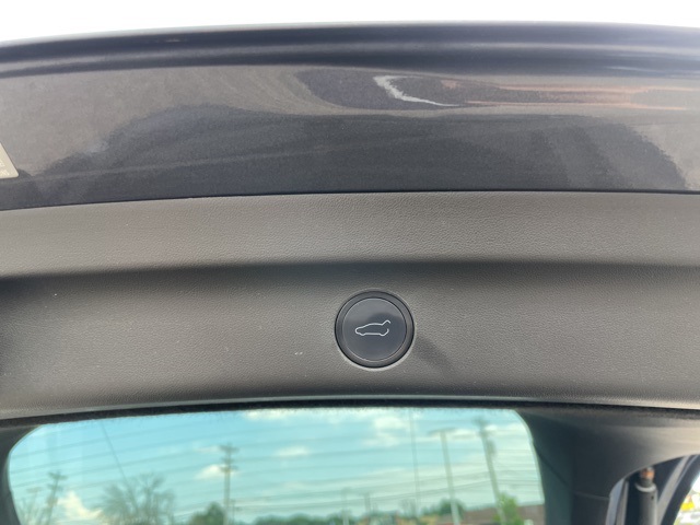2021 Tesla Model Y Long Range photo 12