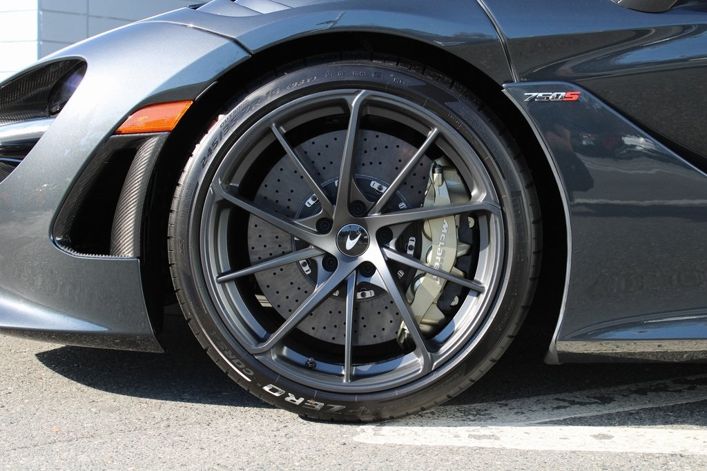 2025 Mclaren 750S Coupe photo 39