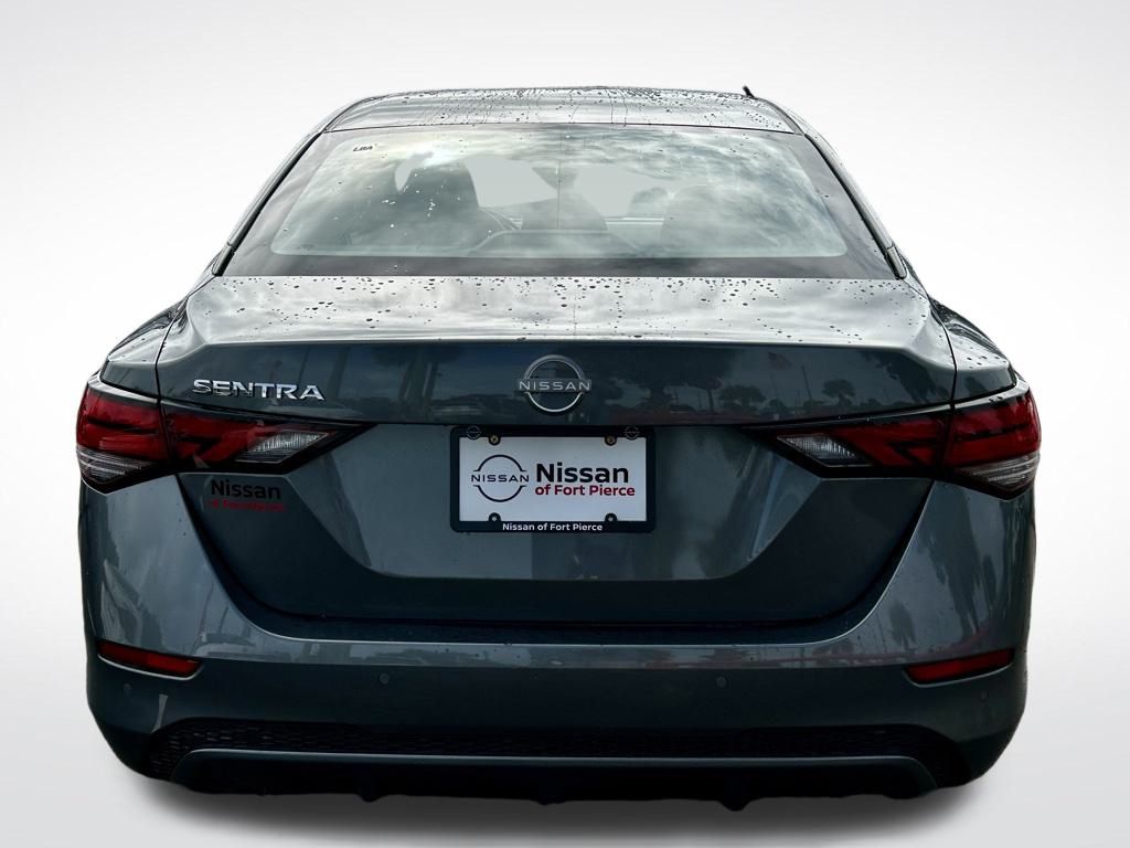2025 Nissan Sentra S photo 5