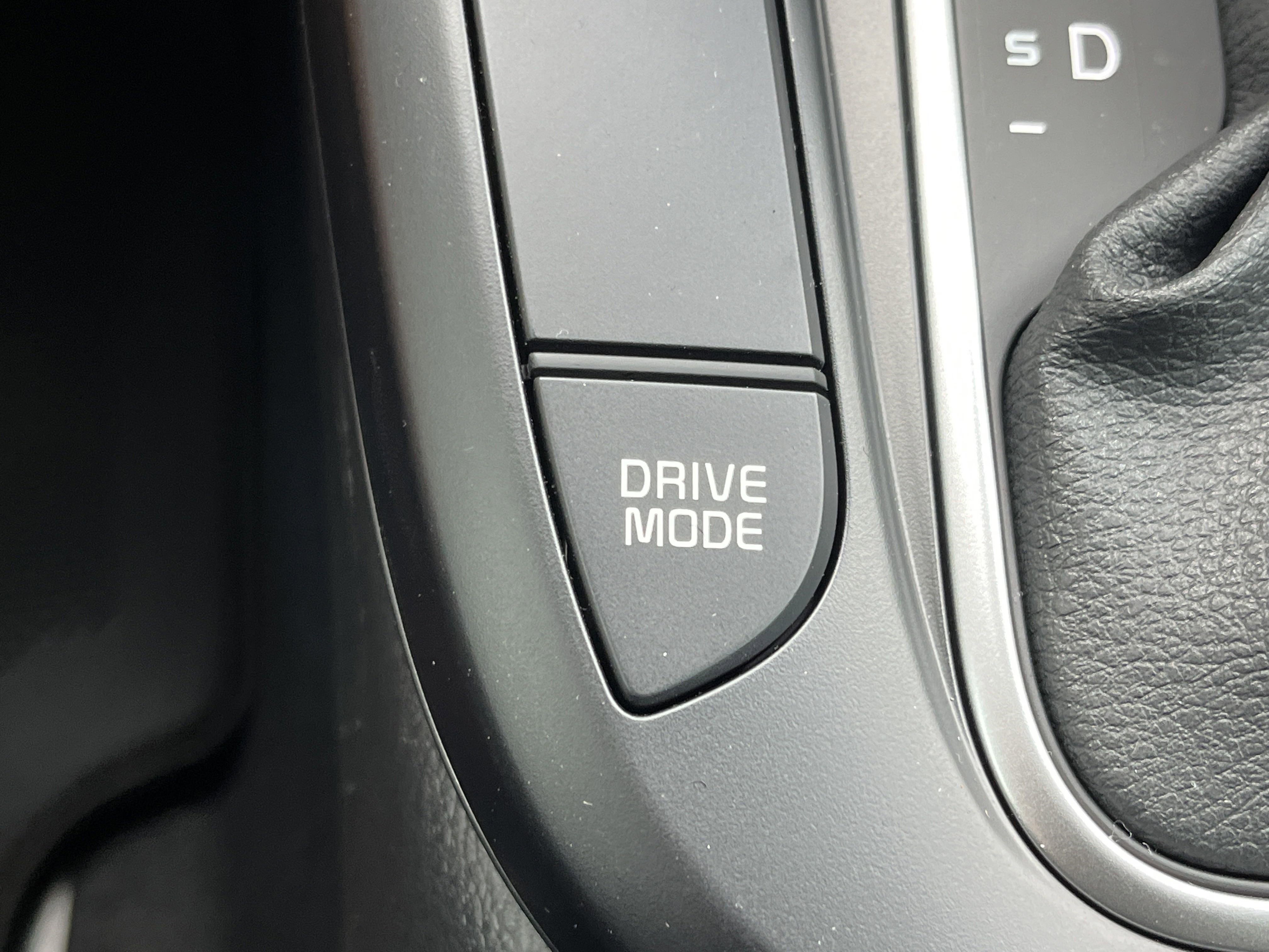 2025 Kia Soul LX photo 7