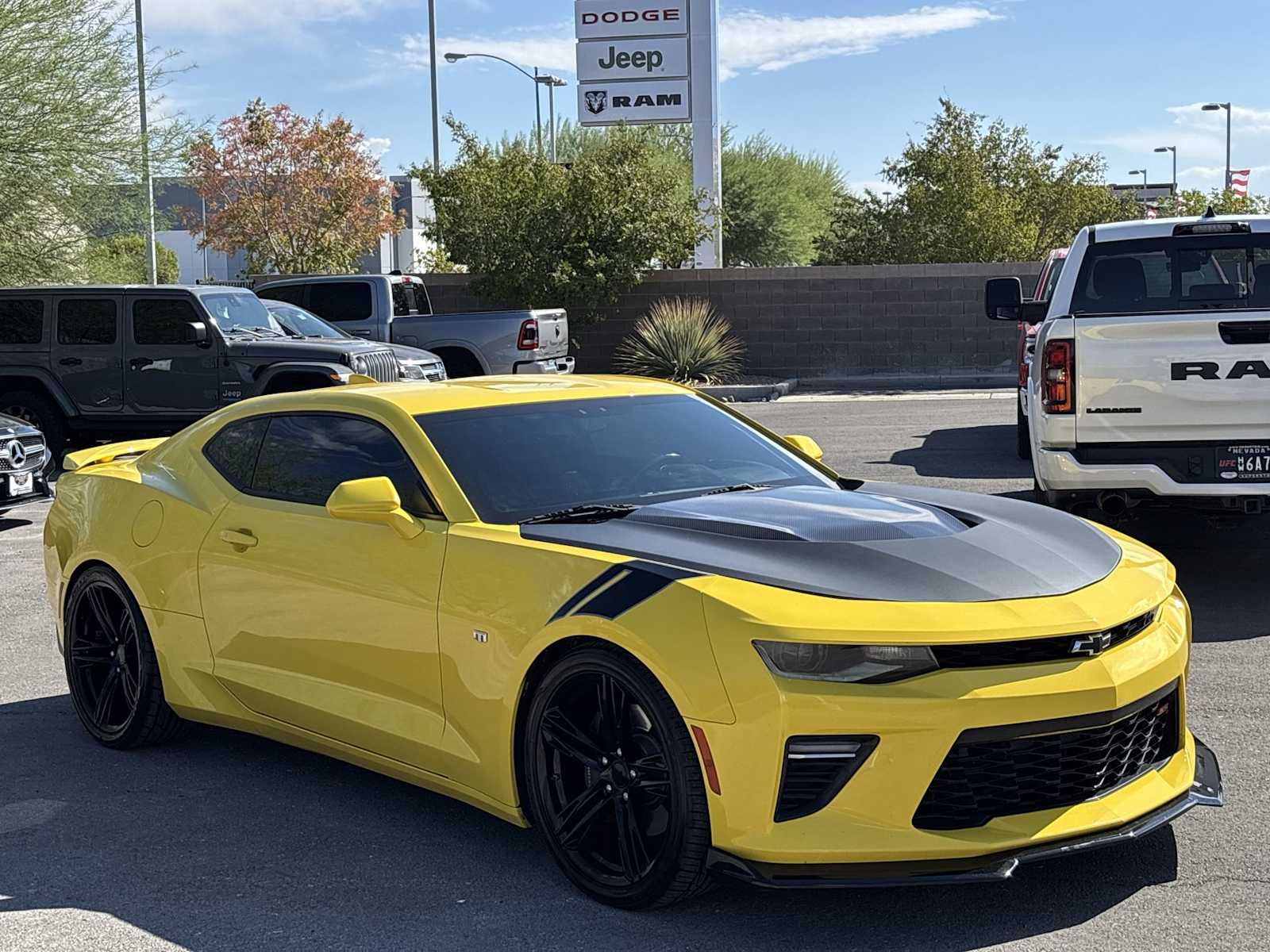 2017 Chevrolet Camaro 1SS photo 3