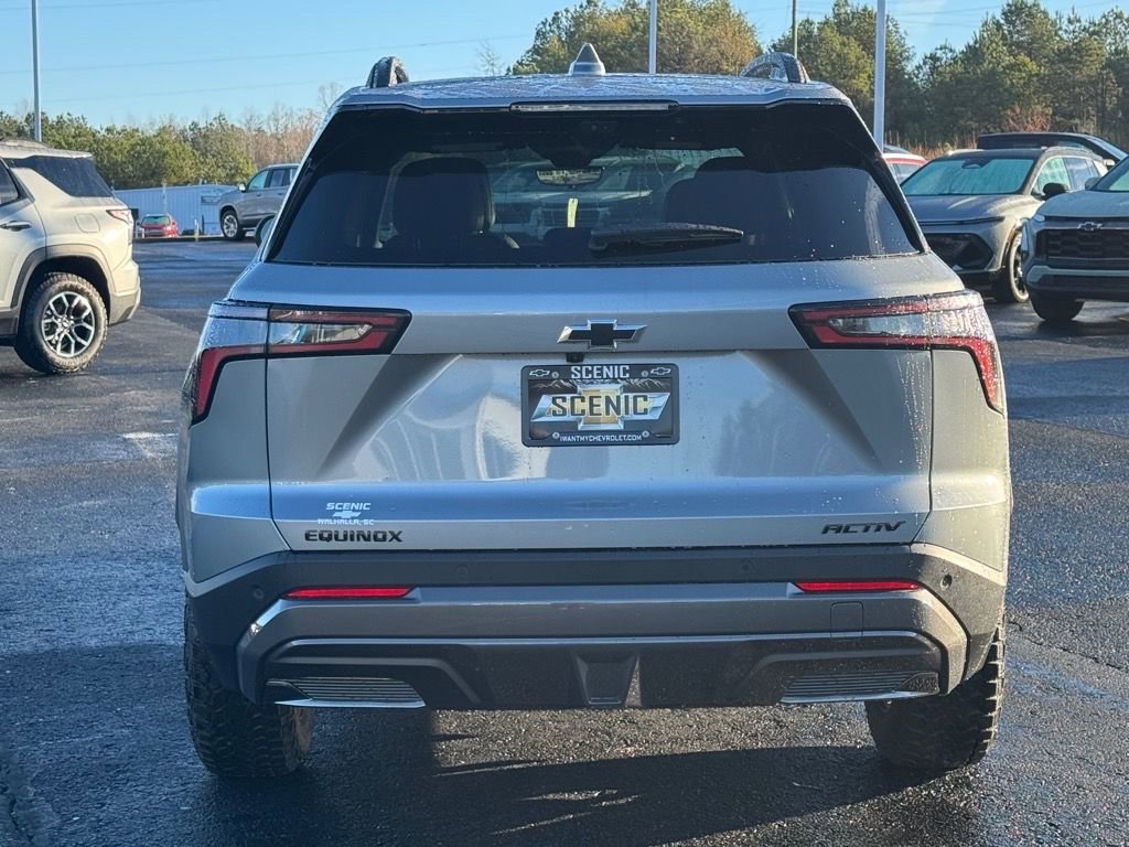 2026 Chevrolet Equinox ACTIV photo 2