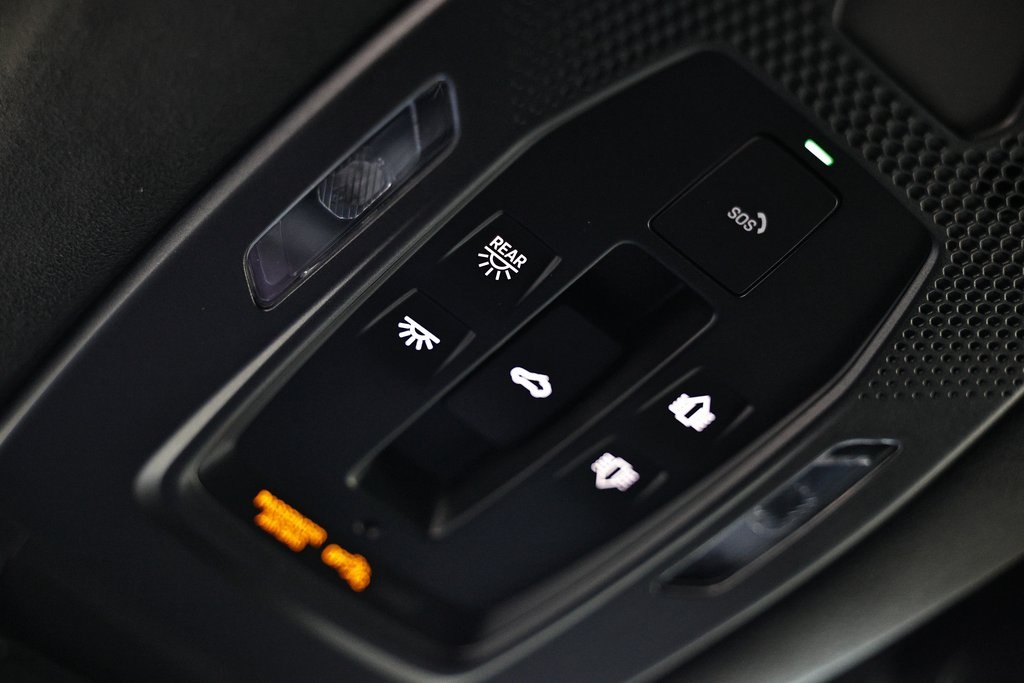 2025 Porsche Cayenne GTS photo 41