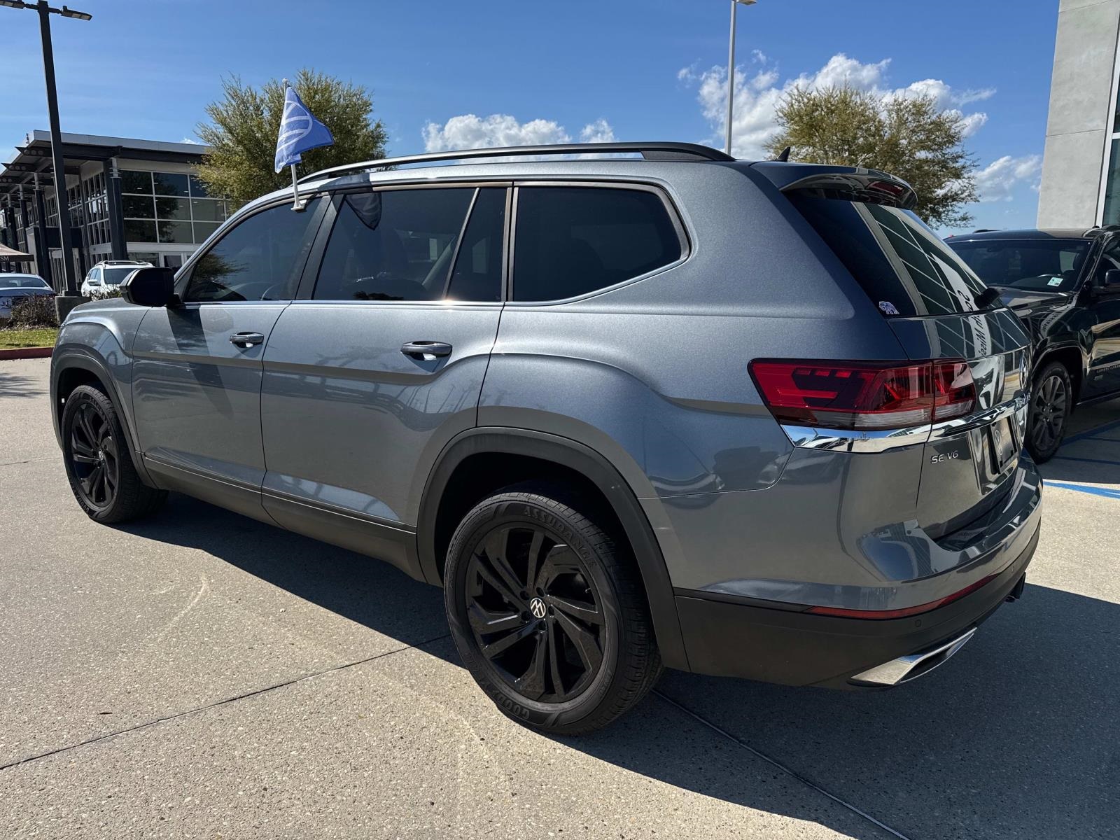 2022 Volkswagen Atlas V6 SE Technology photo 6