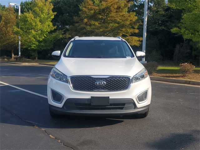 2017 Kia Sorento LX photo 2