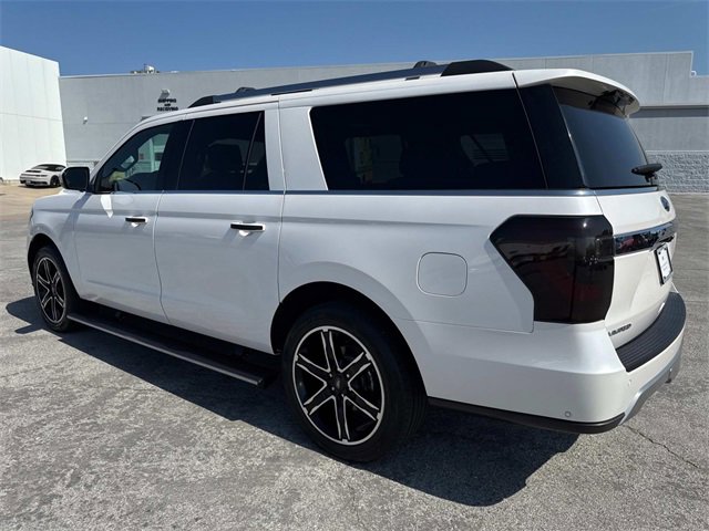 2019 Ford Expedition MAX Limited photo 2