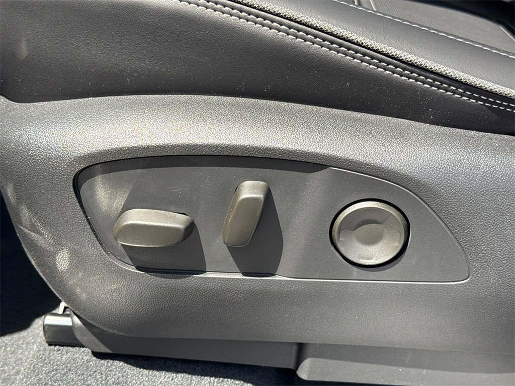 2025 Gmc Sierra EV Denali photo 17