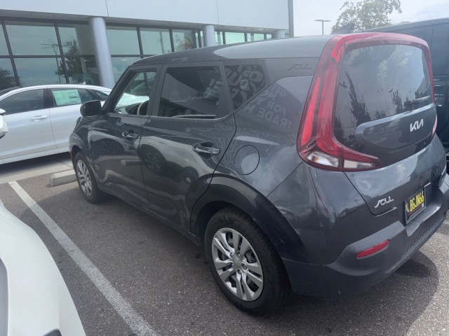 Used 2022 GRAVITY GR Kia LX image 5