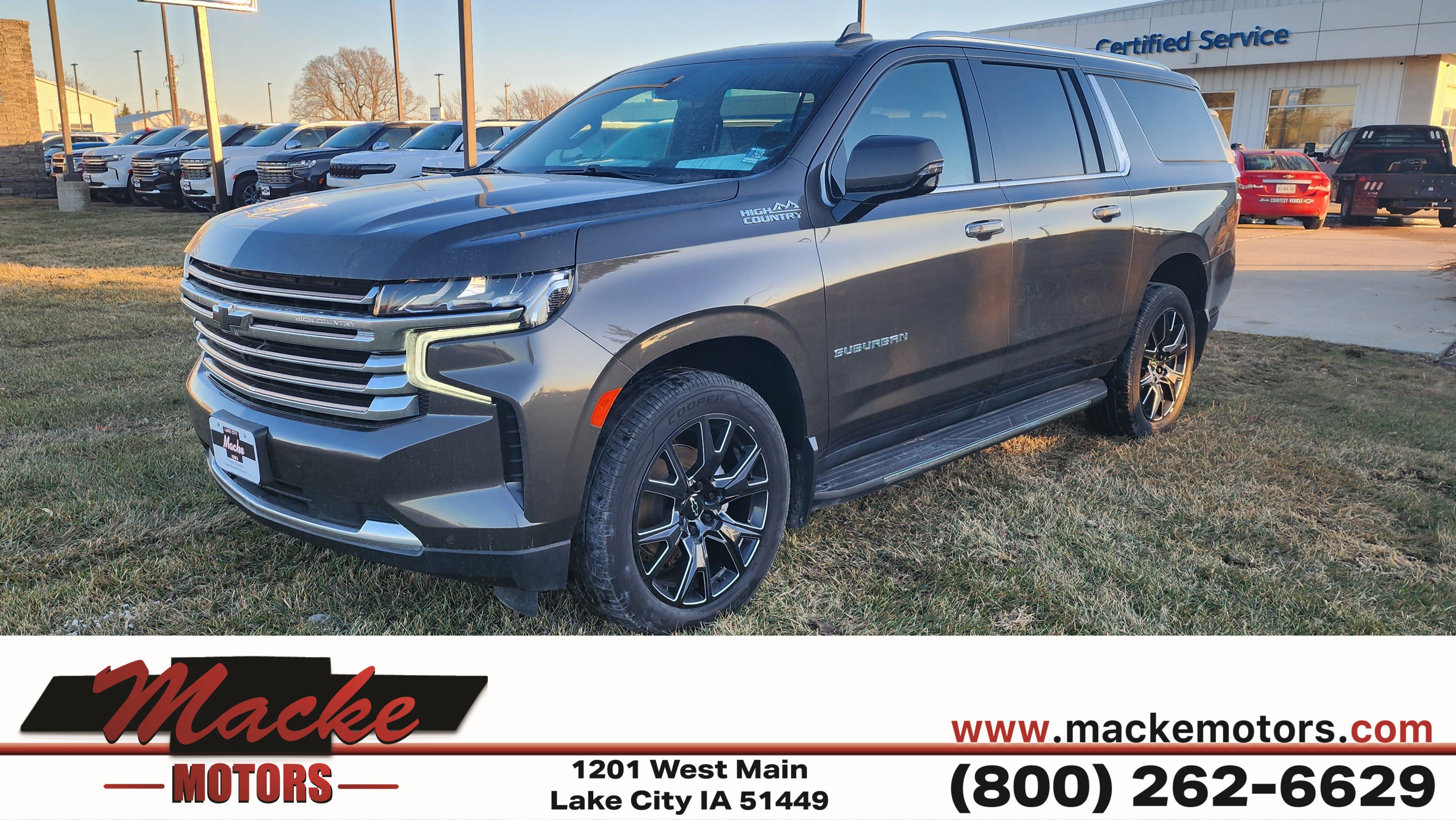 2021 Chevrolet Suburban High Country's photo