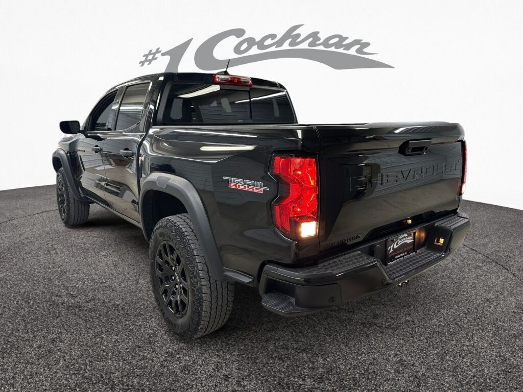 2023 Chevrolet Colorado Trail Boss photo 4