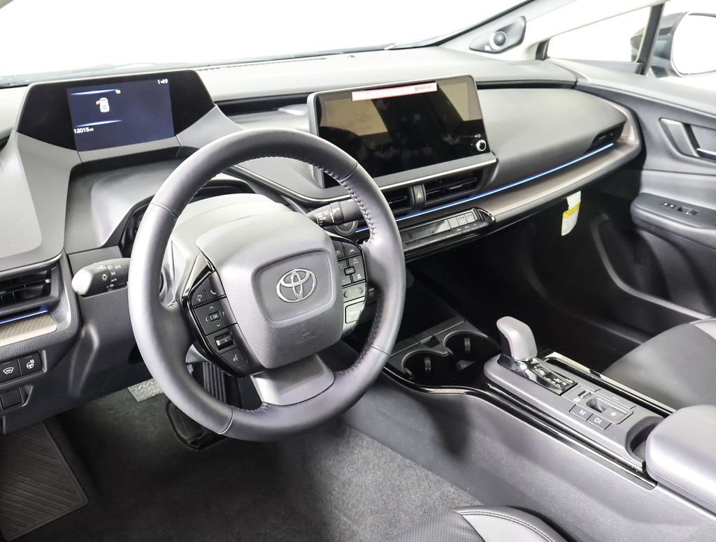 2024 Toyota Prius Limited photo 7