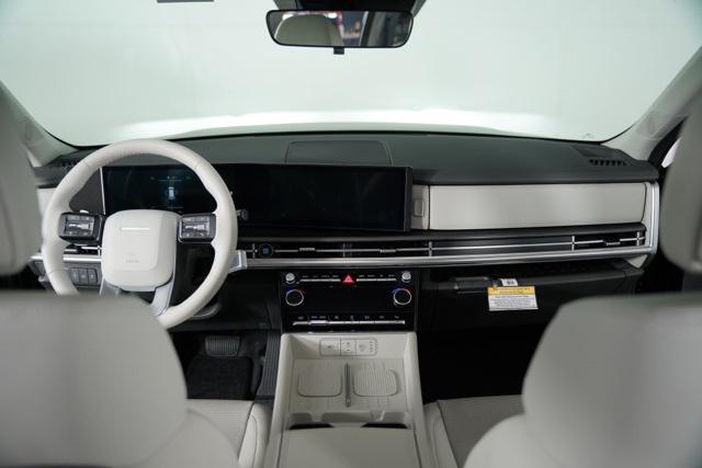 2025 Hyundai Santa Fe SEL photo 4