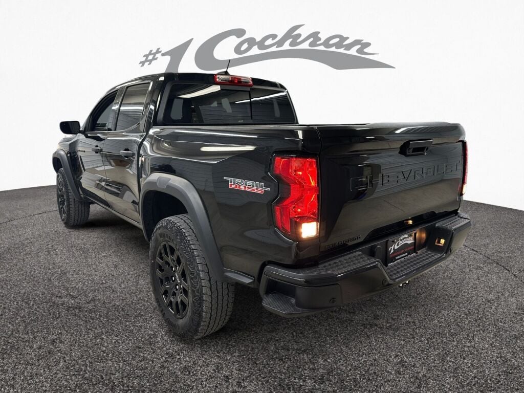 2023 Chevrolet Colorado Trail Boss photo 4