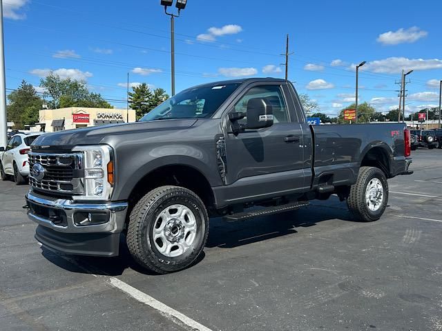 2026 Ford F-350 XLT photo 14