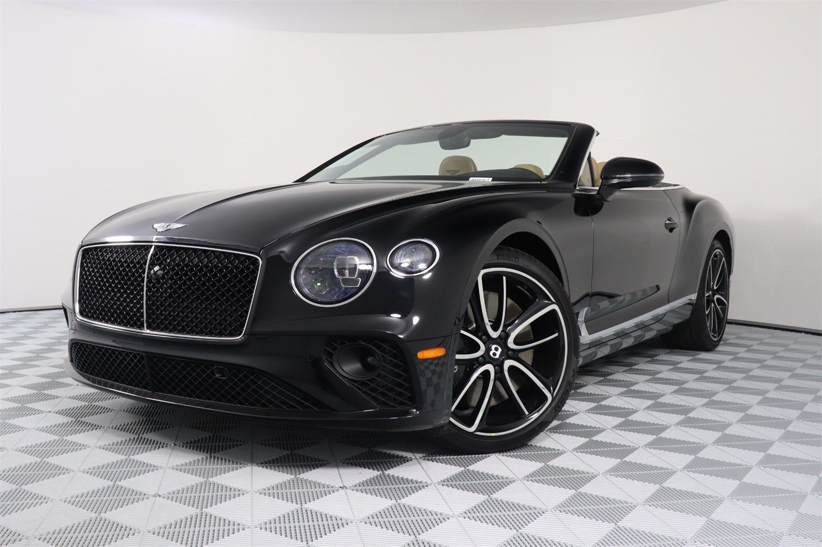 Used 2024 Black Crystal Bentley V8 image 13