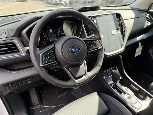 2025 Subaru Ascent Limited photo 3