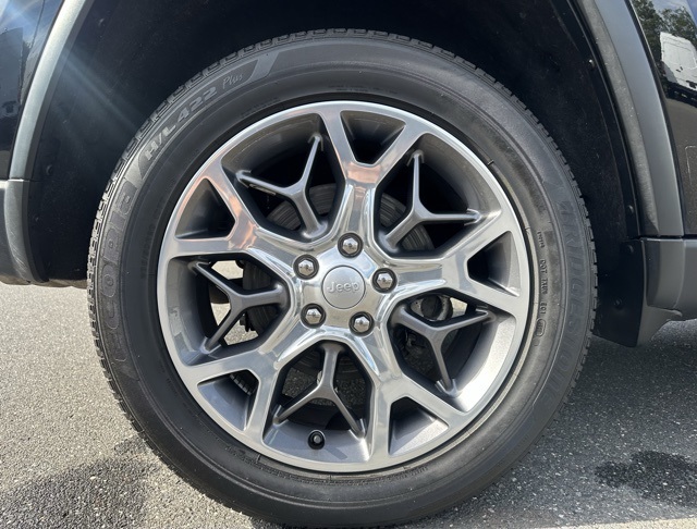 2022 Jeep Cherokee Limited photo 8