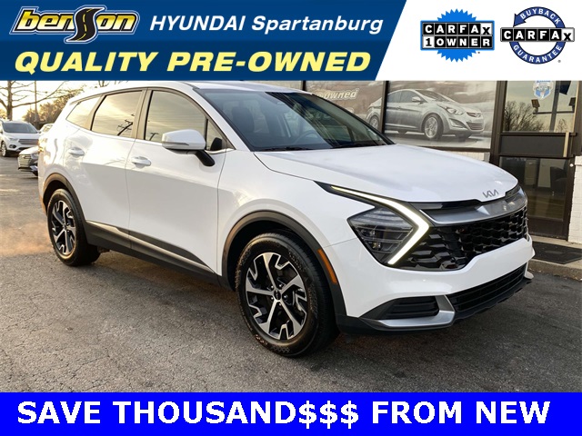 2025 Kia Sportage EX's photo