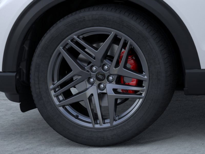 2025 Ford Explorer ST photo 18
