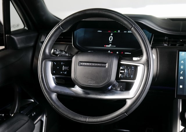 2023 Land Rover Range Rover SE photo 11
