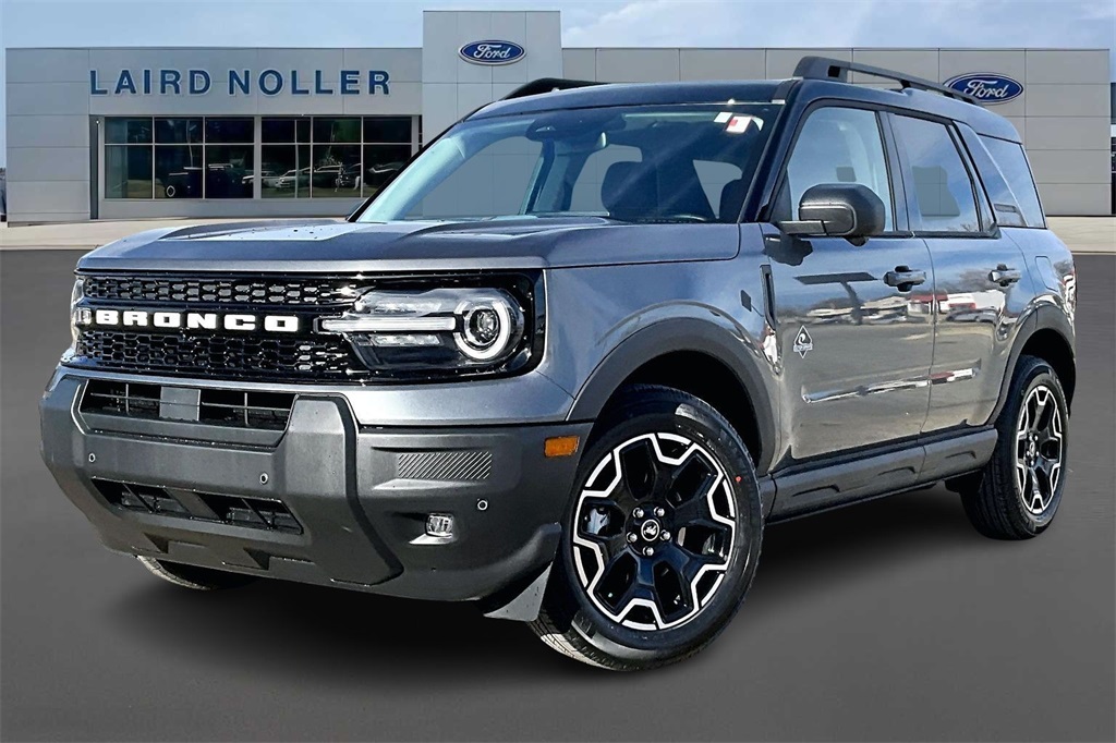 2025 Ford Bronco Sport Outer Banks's photo