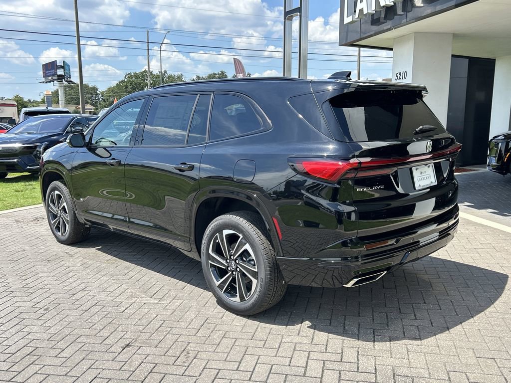 2026 Buick Enclave Sport Touring photo 4