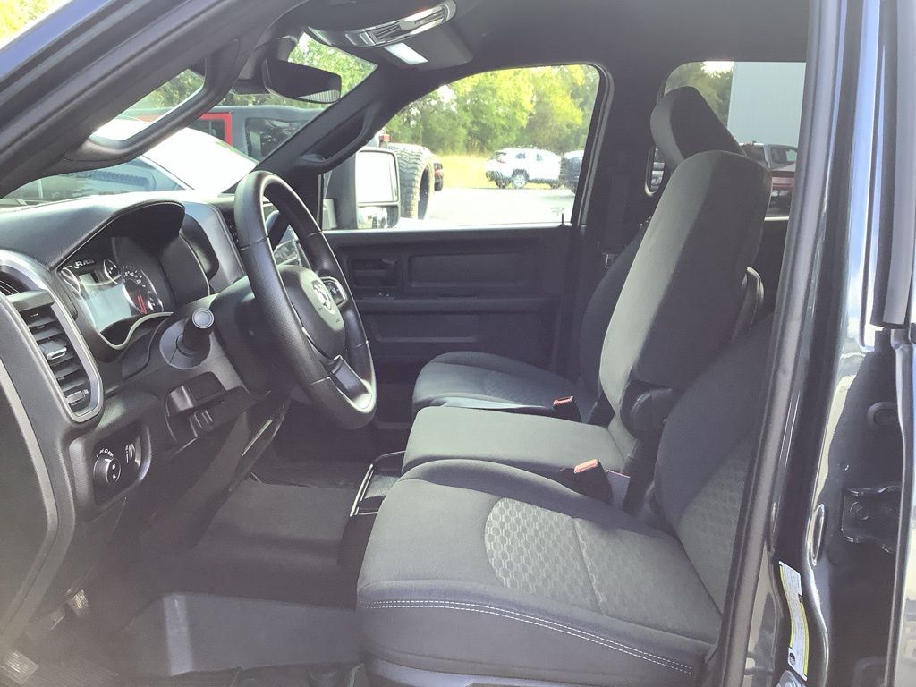 2025 Ram 2500 Tradesman photo 30