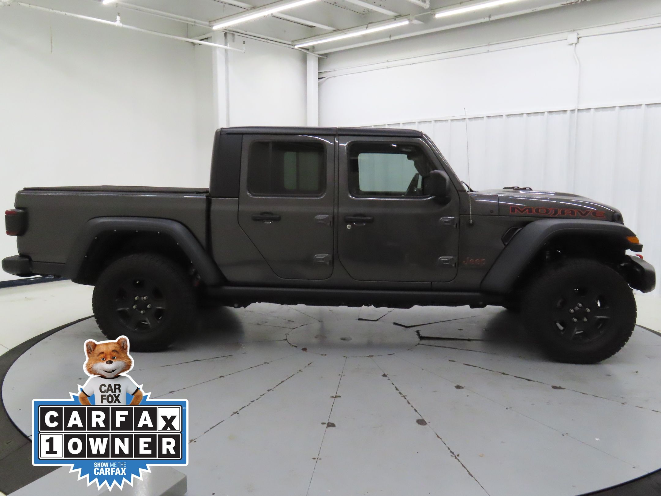 2022 Jeep Gladiator Mojave photo 2