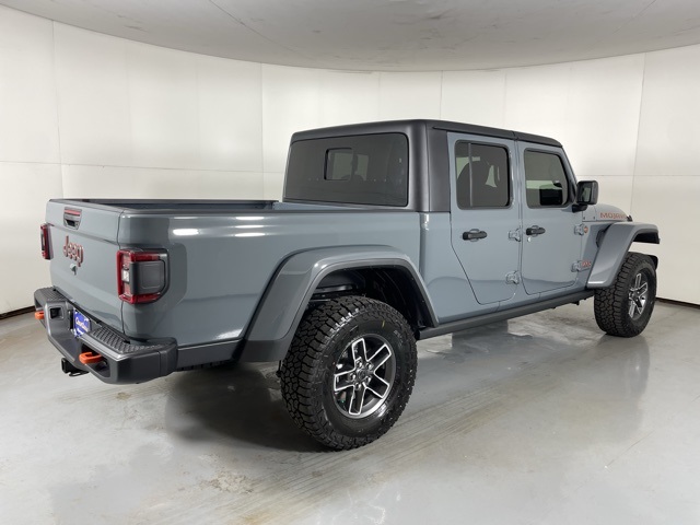 2025 Jeep Gladiator Mojave photo 8