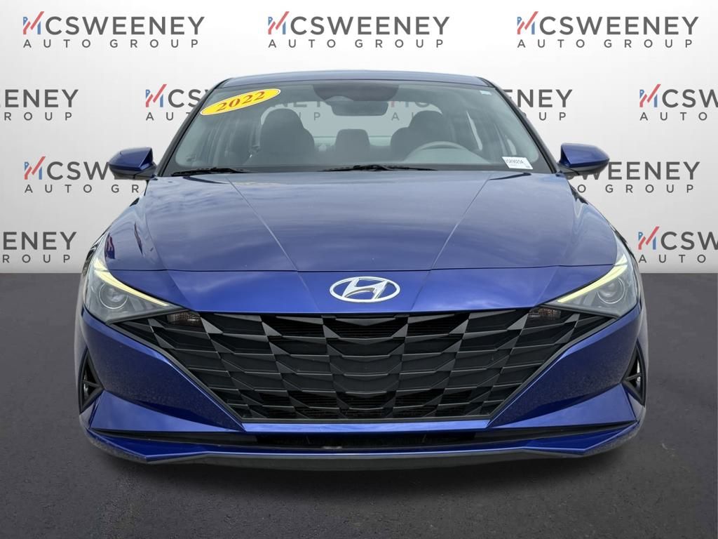 2022 Hyundai Elantra SEL photo 8