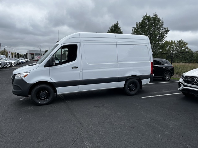 2025 Mercedes-Benz Sprinter Cargo Van Base's photo