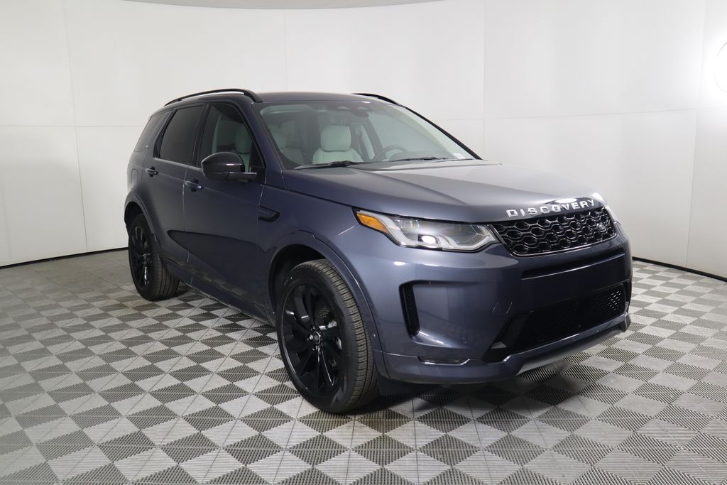 2025 Land Rover Discovery Sport S photo 3