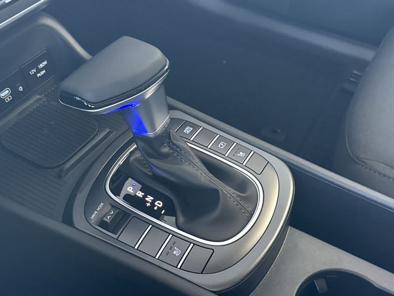 2026 Hyundai Kona SEL photo 17