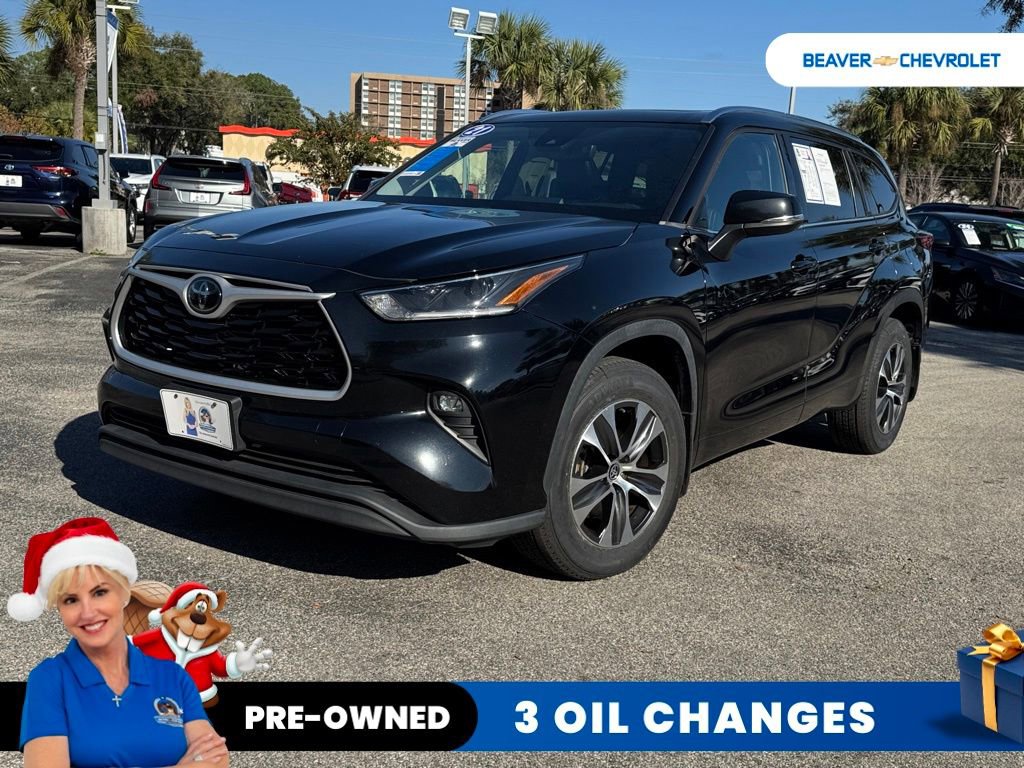 2021 Toyota Highlander XLE's photo