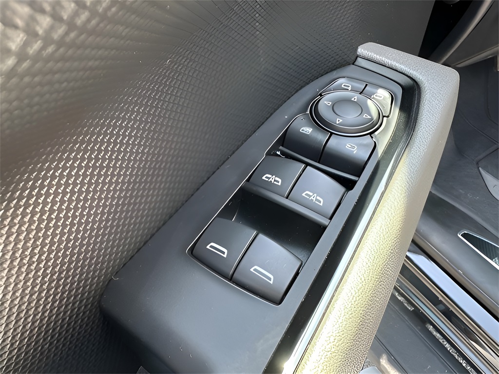 2024 Chevrolet Silverado 1500 ZR2 photo 8