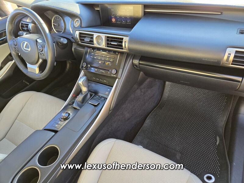 2014 Lexus IS 250 photo 15
