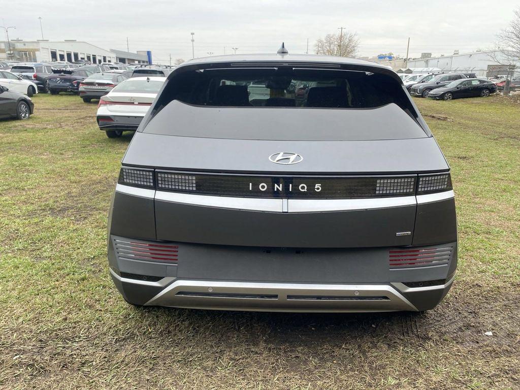 2024 Hyundai Ioniq 5 SEL photo 9